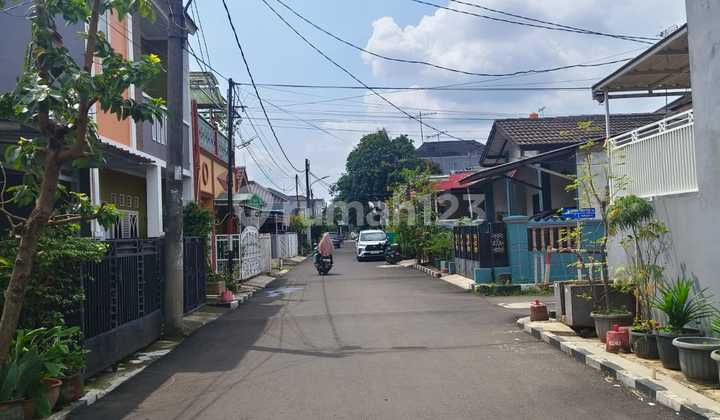 Dijual Rumah Luas Dekat Stasiun Bekasi Timur di Aren Jaya Bekasi 2
