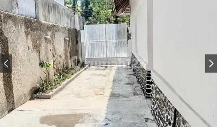 Selling a Strategic House for Cafe & Restaurant in Sayap Citarum Riau 2