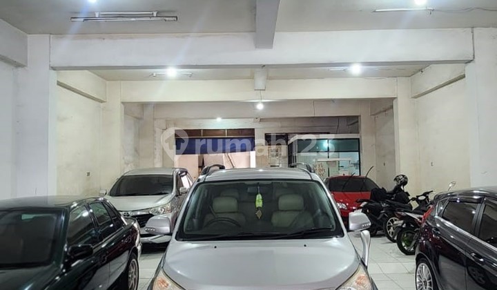 For Rent 2-Story Shop House on Main Road in Duren Sawit, Jakarta 2