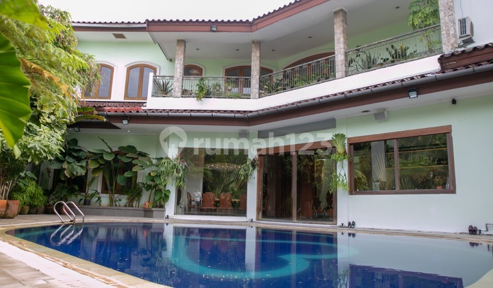 Rumah Mewah Pik Mediterania Resort | LT 983 M² | Pool | 60M