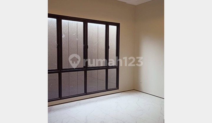 Rumah Nomor Cantik & Ciamik di Woodland, Surabaya Barat 2
