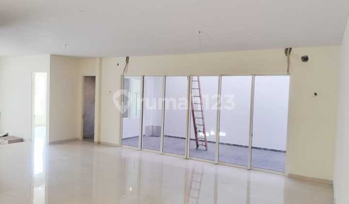 For Sale New Minimalist House in Pakuwon City 2