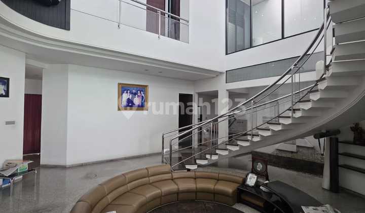 For Sale Rumah Daerah Dharmahusada Indah Langka dan Cocok Buat Komersial 2