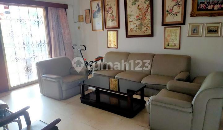 For Quick Sale: House in Kupang Indah Hook Area, Good Condition 2