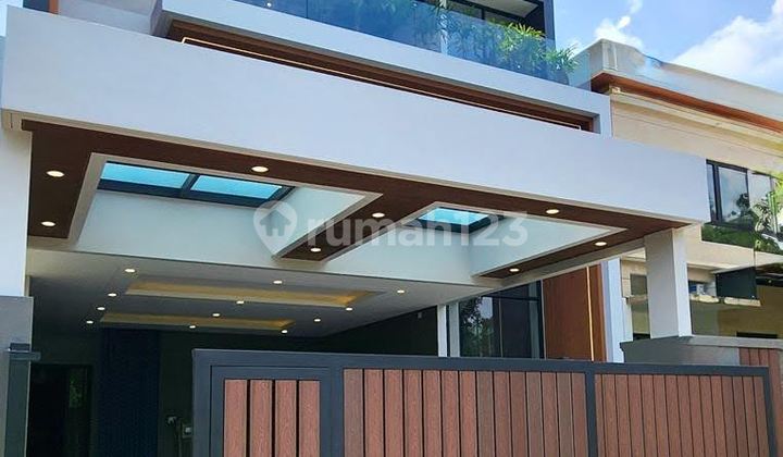 Dijual Rumah Mewah New Gress Ada Lift Pribadi