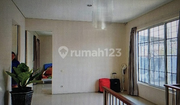 Dijual Rumah Bagus dan Nyaman di Daerah Bukit Palma 2