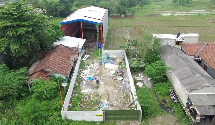 Warehouse for rent on Jl Raya Kutruk, Jambe, Tangerang - Banten.