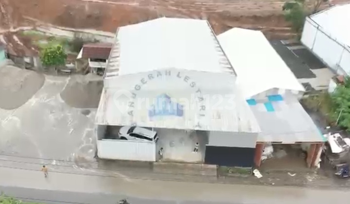 Warehouse Near Toll Exit on Jl Raya Cisauk Sampora Serpong Bsd - South Tangerang Warehouse Near Toll Exit on Jl Raya Cisauk Sampora Serpong Bsd - South Tangerang