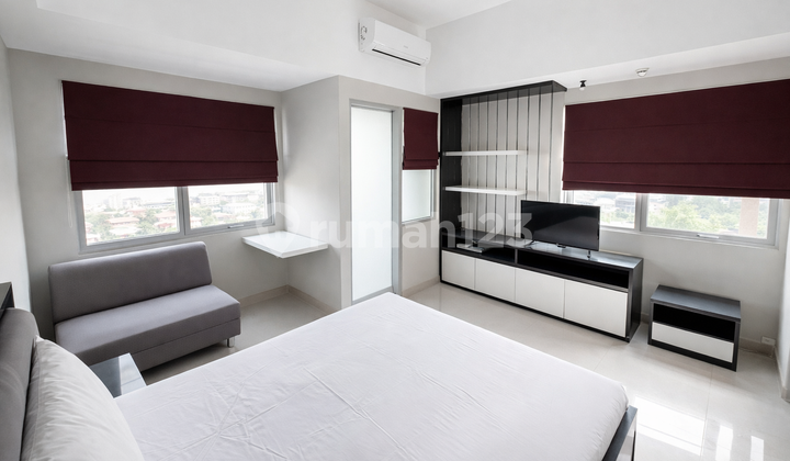 Aurum Apartment by Kolivhub LRT City Jatibening Strategic Location 2