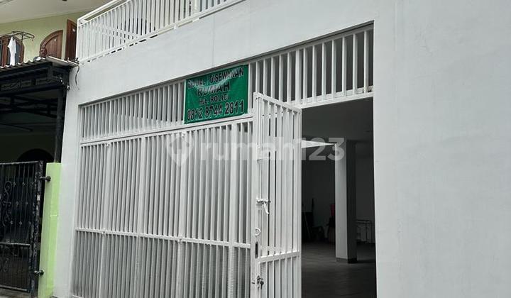 Rumah Brand New 3 Lantai Harga Spesial di Tebet