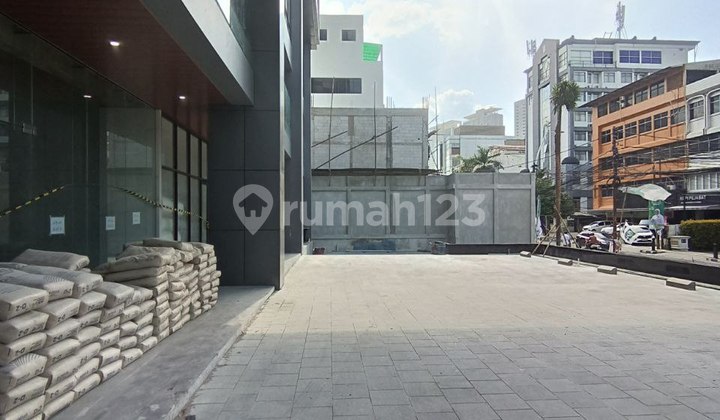 For Rent Commercial Shop Strategic Location