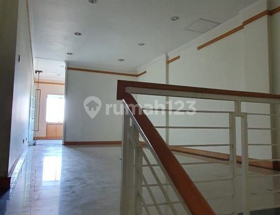 Ready-to-Use 4-Story Commercial Shop House with Spacious Parking 2