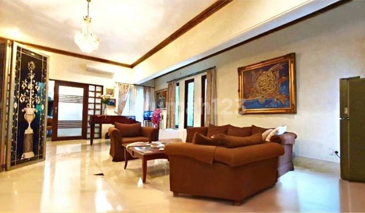 For RentReady-to-Live-in Square-shaped House Suitable for Embassy