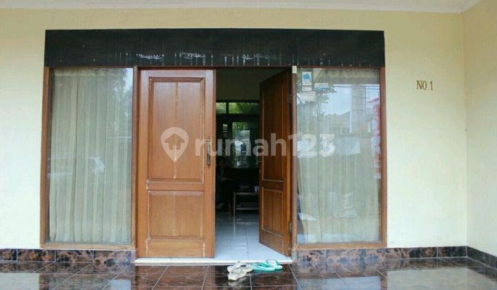 For Sale Move-In Ready House Corner Position Menteng