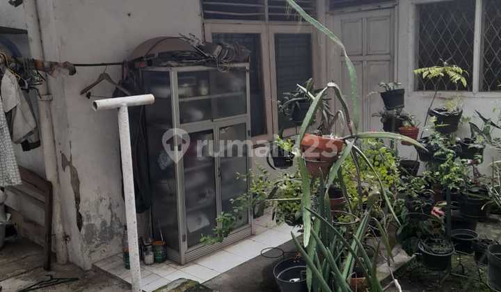 Old House Good Building For Sale Land Calculation