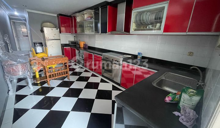 Rumah Minimalis 2 Lantai Siap Huni Cantik dan Strategis