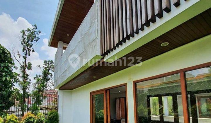 Dijual Cepat Rumah Brand New Gaya Kontemporer