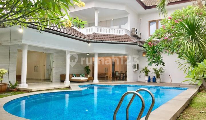 Residential House can be used for Boarding Near Offices