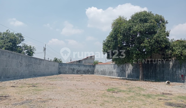 Tempat Usaha dan Gudang Strategis di Kota Tengah