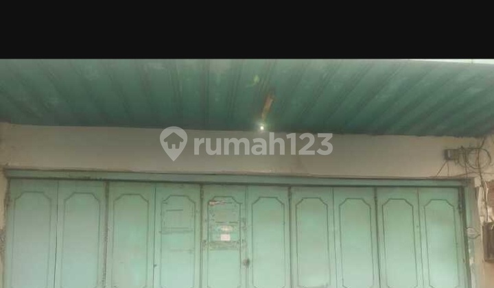 Commercial and Highly Strategic Shop House in the Center of Tegal City 2