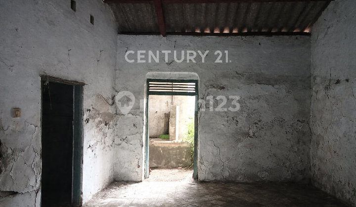 Rumah Lama, Strategis, dan Cocok untuk Usaha di Kota Tegal