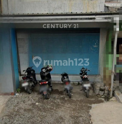 Commercial and Very Strategic Shop House in the Center of Tegal City 2