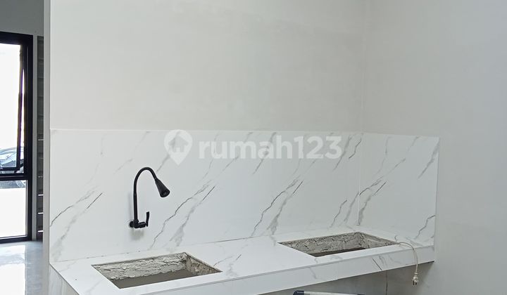 Rumah Baru Modern Nyaman Siap Huni di Tegal 2