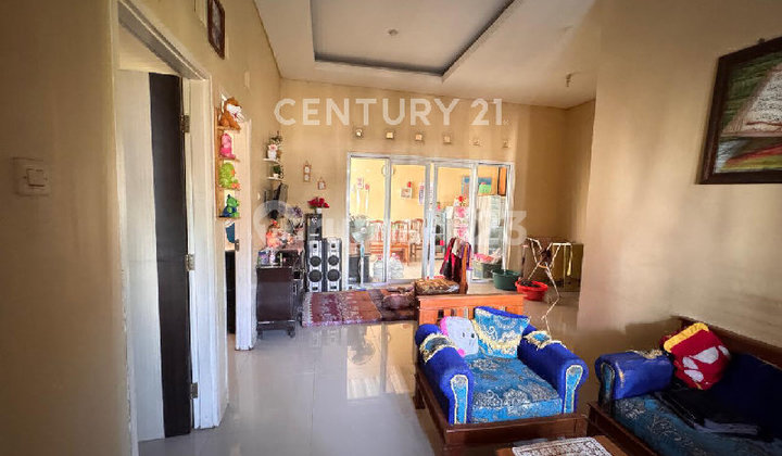 Comfortable, Ready-to-Occupy Residence with Car Access in Tegal.
