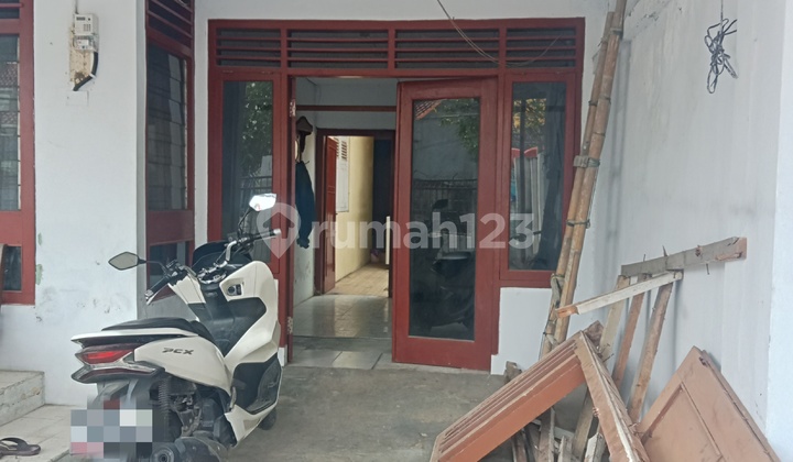 Spacious and Strategically Located House in Tegal City