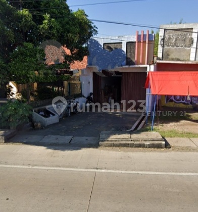 Strategic Shop House Suitable for Business in Brebes 2