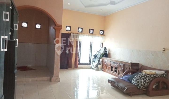 Comfortable, Spacious, and Strategic House in Tegal City 2