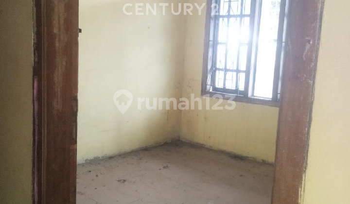 Rumah Strategis Akses Dua Mobil di Brebes