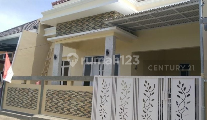 Rumah Baru Bagus dan Strategis di Pusat Kota Rumah Baru Bagus dan Strategis di Pusat Kota