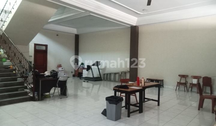 Two-Story Shop House Ready for Use and Strategically Located in Tegal City. 2