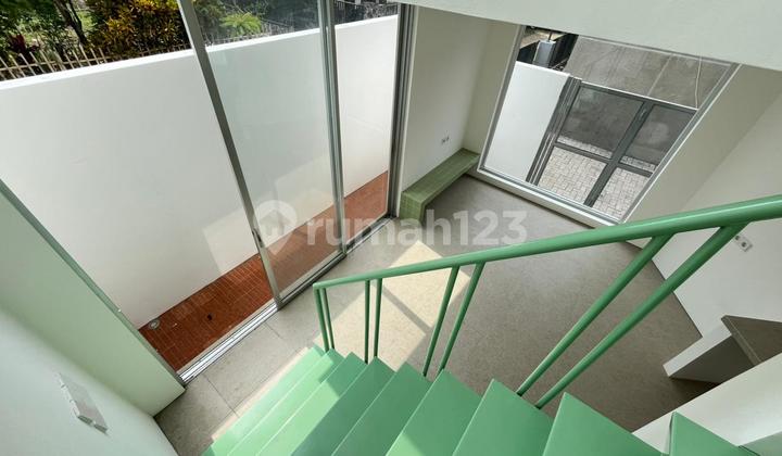 Rumah Baru Cibabat Cimahi Row Jalan Besar Arsitektur Modern 2