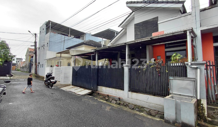 Rumah Komplek Sariwangi Siap Huni Row Jalan Besar SHM Akses Mudah 2