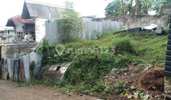 3 Million Rupiah Land in Cihanjuang 6x16 Ready to Build Strategic Location Cool 3 Million Rupiah Land in Cihanjuang 6x16 Ready to Build Strategic Location Cool