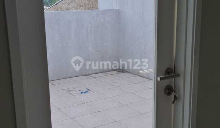 Rumah Baru Cihanjuang Full Bangunan Siap Huni Lokasi Strategis 2