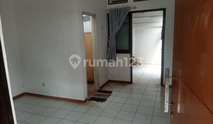 Hj Gofur's One Gate System House with SHM, Strategic Location 2