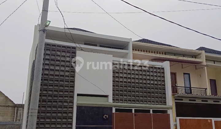 Rumah 1 Lt atau 2 Lt Pun bisa Menyesuaikan Budget Sudah SHM Rumah 1 Lt atau 2 Lt Pun bisa Menyesuaikan Budget Sudah SHM