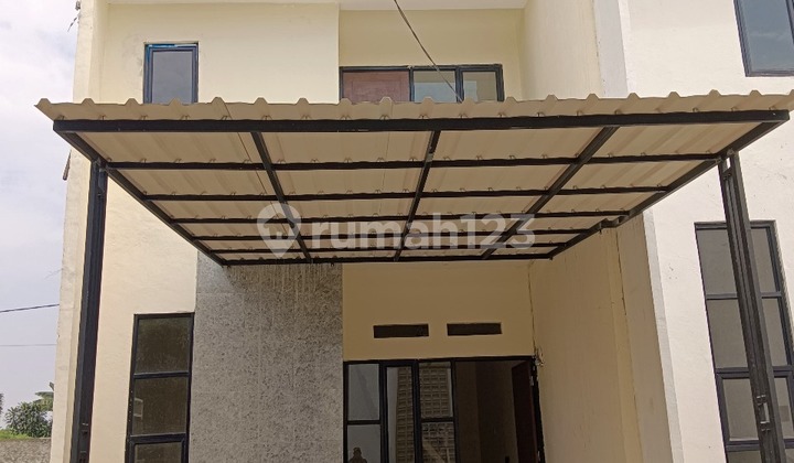 Rumah 2 Lantai Harga Tarjangkau Bebas Banjir Sudh SHM Rumah 2 Lantai Harga Tarjangkau Bebas Banjir Sudh SHM