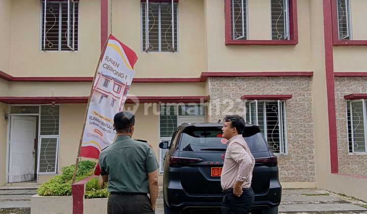 Rumah Siap Huni, Akses Mobil Dekat Pemda Cibinong Rumah Siap Huni, Akses Mobil Dekat Pemda Cibinong