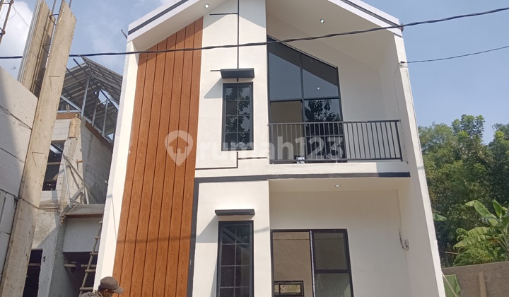 Rumah Akses 2 Mobil Dekat Stasiun Bojonggede Rumah Akses 2 Mobil Dekat Stasiun Bojonggede