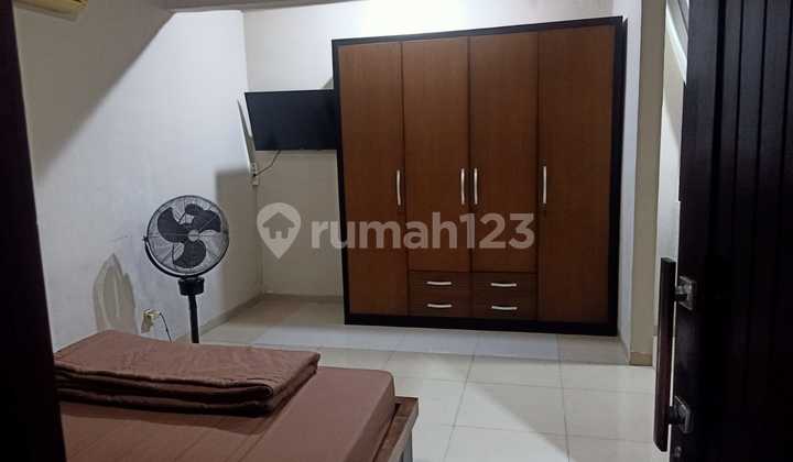 Rumah di Jatiwaringin Strategis 2