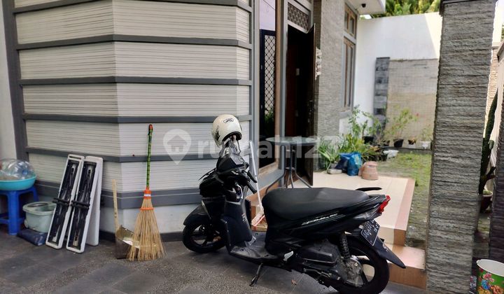 Residential and Commercial Building 2