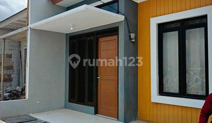 Rumah Murah Bebas Banjir Strategis Dkt Kota Leglitas SHM