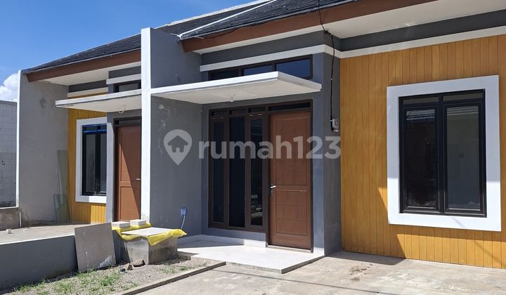 Rumah Murah Dibandung SHM Bebas Banjir . 2