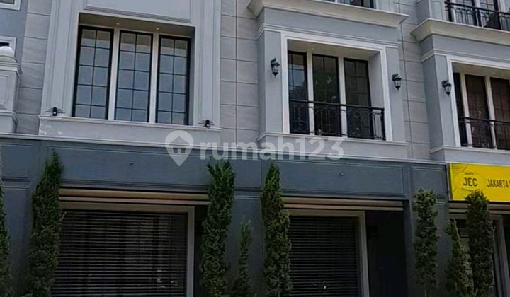 Dijual Ruko Mewah 3 Lantai Commercial Area Terlengkap & Termewah
