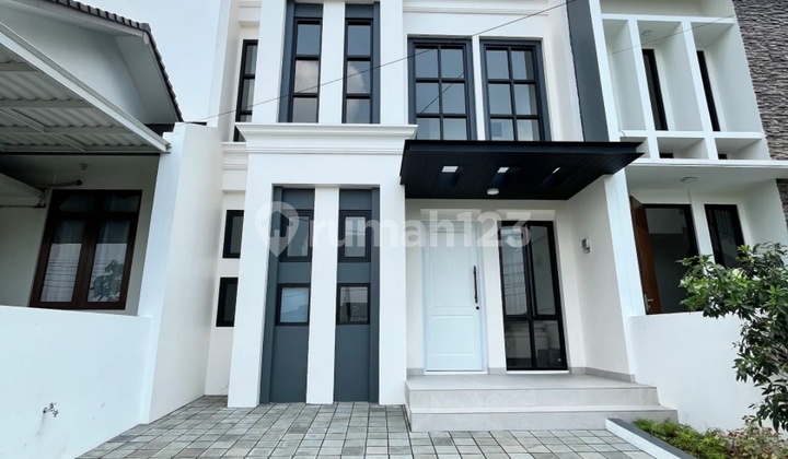 Dijual Rumah Minimalis Modern 2 Lantai, Lokasi Sangat Strategis Dijual Rumah Minimalis Modern 2 Lantai, Lokasi Sangat Strategis