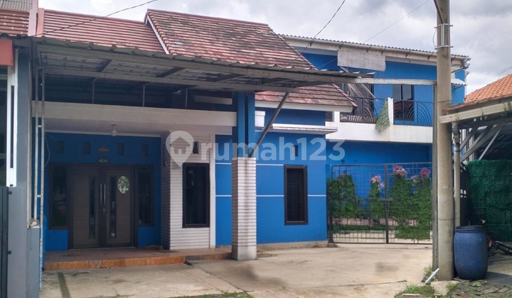 Hook House in Erfina Kencana Pakansari